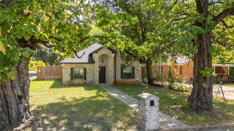 1315 N Ross Avenue, Tyler TX 75702