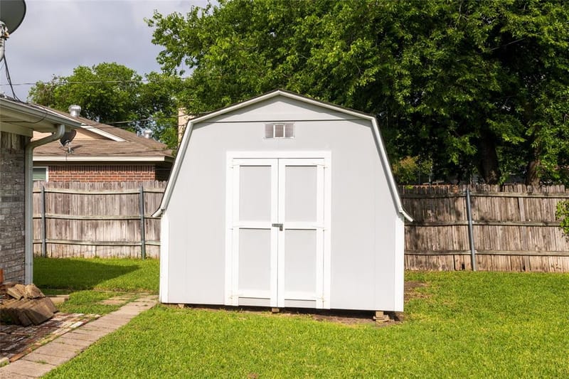 1309 Mercedes Street, Benbrook TX 76126 - Photo 36