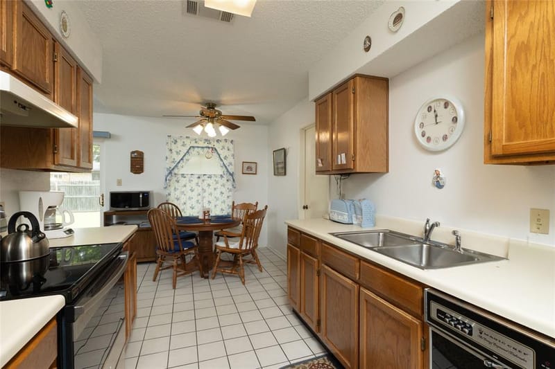 1309 Mercedes Street, Benbrook TX 76126 - Photo 18