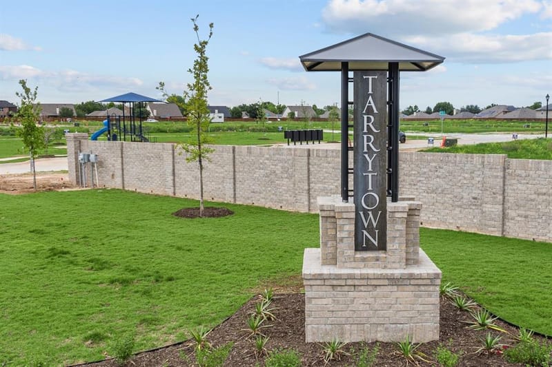 1048 Tarryhill Drive, Crowley TX 76036 - Photo 36