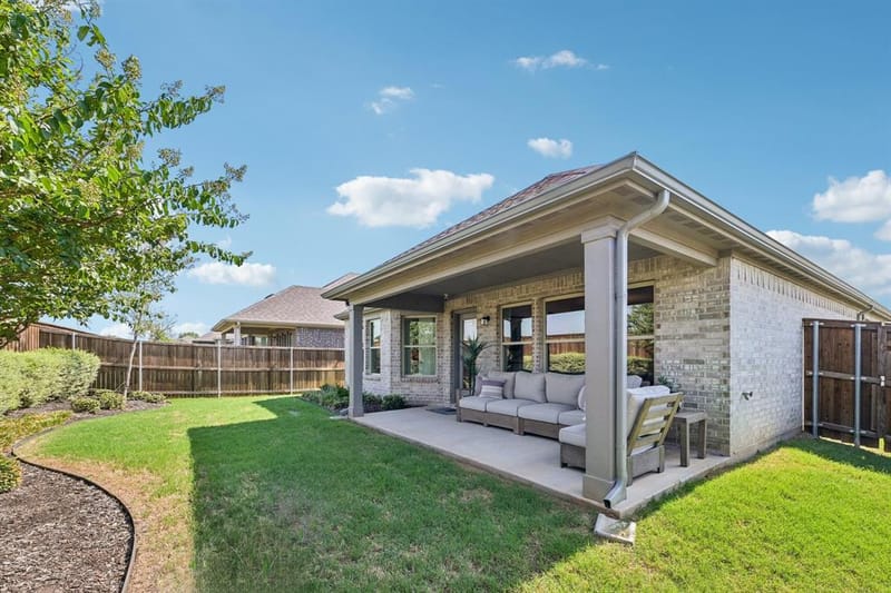 1048 Tarryhill Drive, Crowley TX 76036 - Photo 31