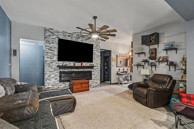 321 Pecos Drive, Weatherford TX 76086 - Photo 8