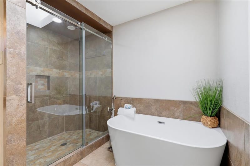 18512 Featherwood Drive, Dallas TX 75252 - Photo 26