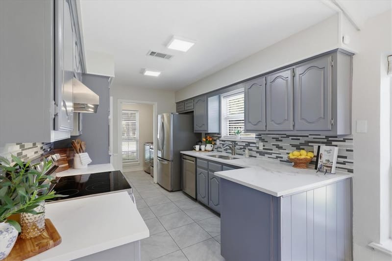18512 Featherwood Drive, Dallas TX 75252 - Photo 20