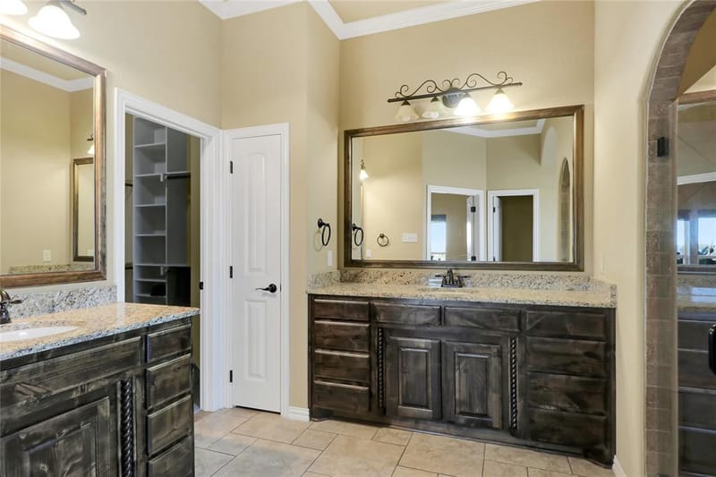 694 Jennings Lane, Azle TX 76020 - Photo 9