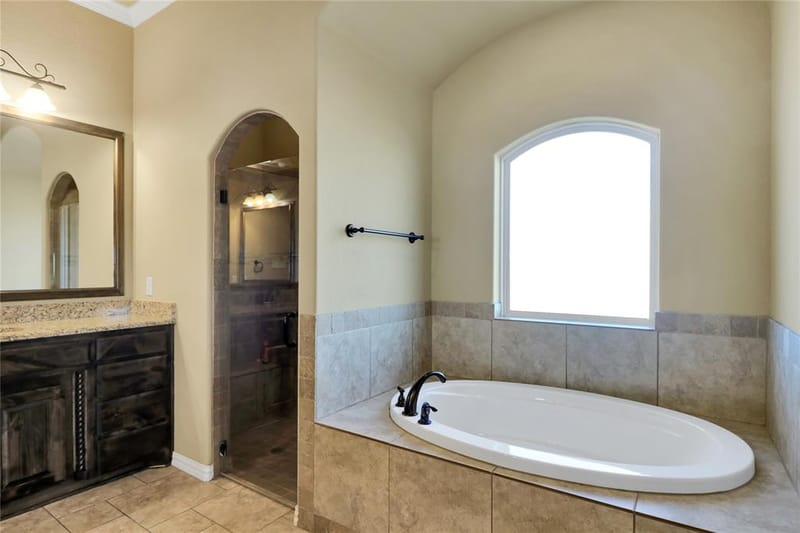 694 Jennings Lane, Azle TX 76020 - Photo 8