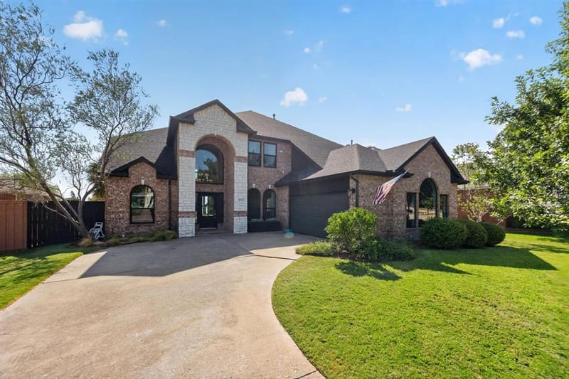 4016 Stone Haven Drive, Garland TX 75043 - Photo 4
