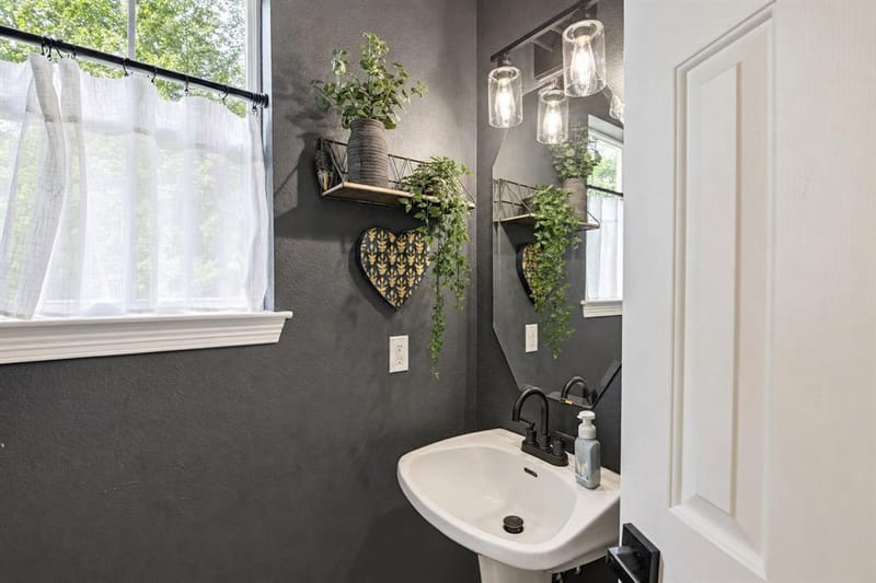 816 Lake View Court E, Crowley TX 76036 - Photo 13
