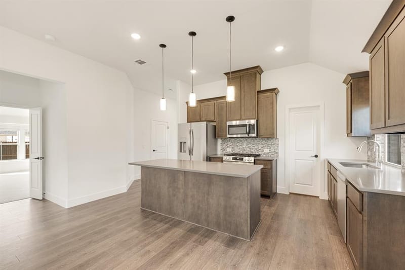 240 Claywood Drive, Glenn Heights TX 75154 - Photo 10