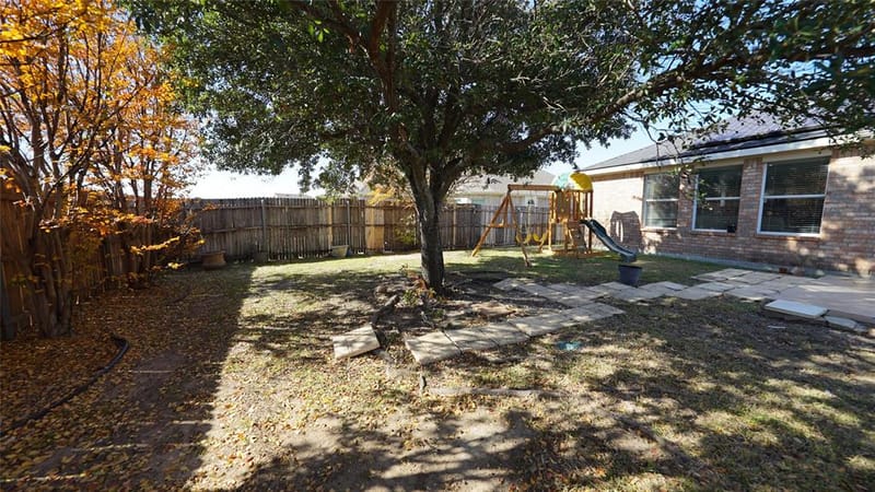 620 Azalea, Glenn Heights TX 75154 - Photo 22