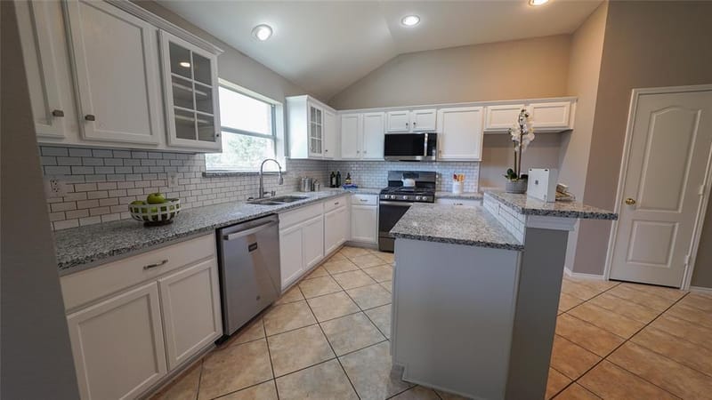 620 Azalea, Glenn Heights TX 75154 - Photo 21