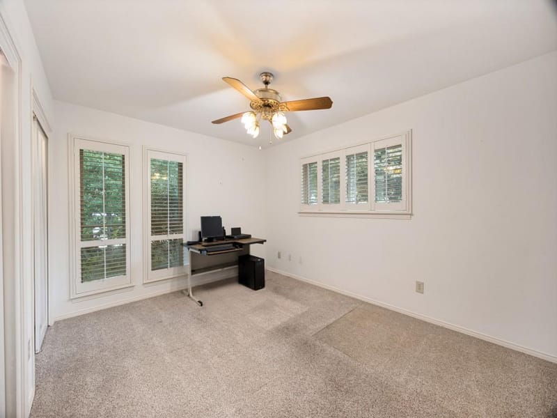 6153 Danbury Lane, Dallas TX 75214 - Photo 18