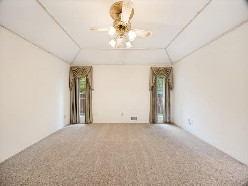 6153 Danbury Lane, Dallas TX 75214 - Photo 21