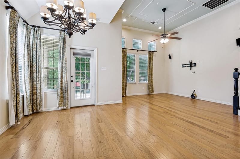6434 Love Drive, Irving TX 75039 - Photo 7