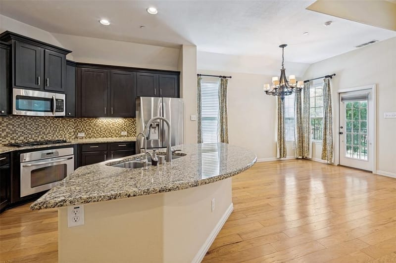6434 Love Drive, Irving TX 75039 - Photo 11