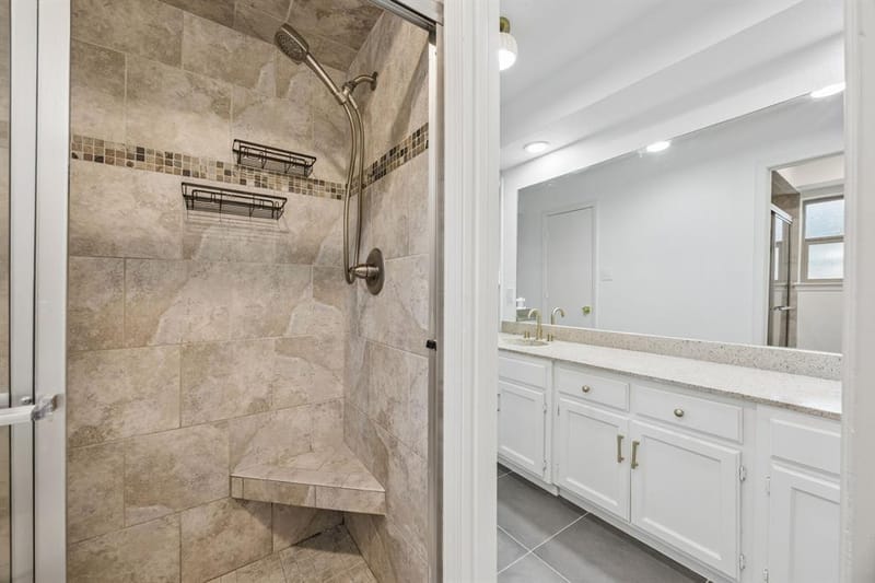 2701 Baldwin Drive, Arlington TX 76012 - Photo 14