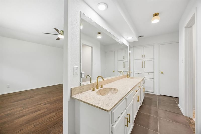 2701 Baldwin Drive, Arlington TX 76012 - Photo 15
