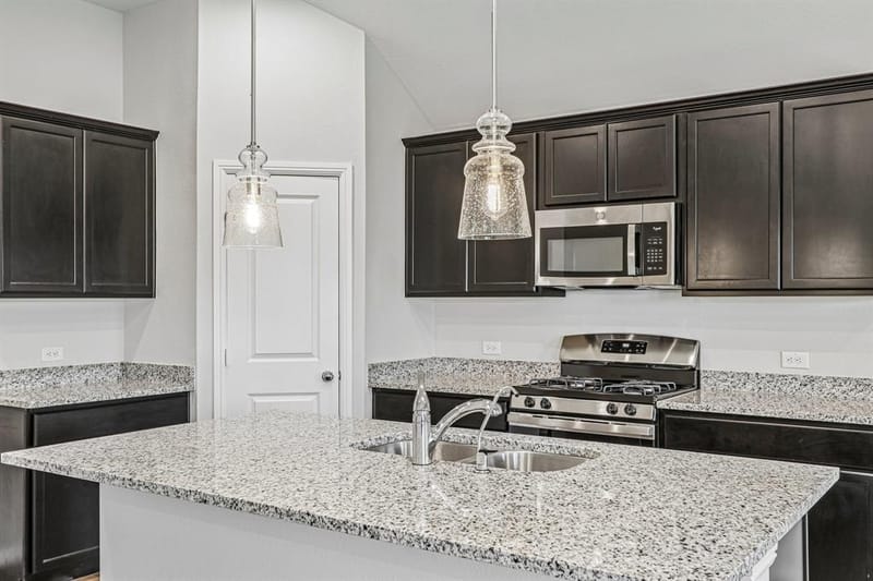 13080 Sandstone Street, Providence Village TX 76227 - Photo 15