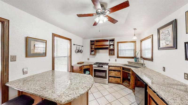 3100 Lakeland Street, Fort Worth TX 76111 - Photo 10
