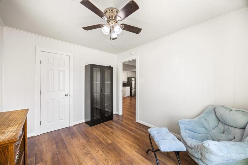 207 E 4th Street, Weatherford TX 76086 - Photo 17