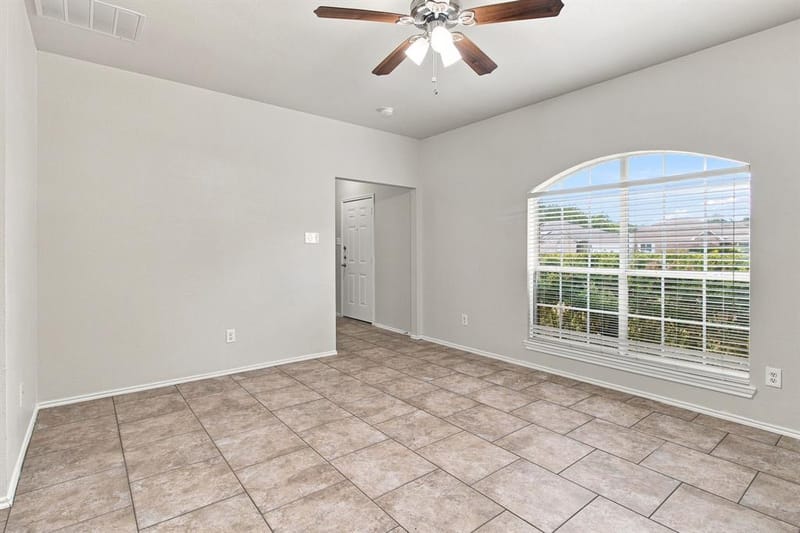 1512 Yellowbird Court, DeSoto TX 75115 - Photo 7