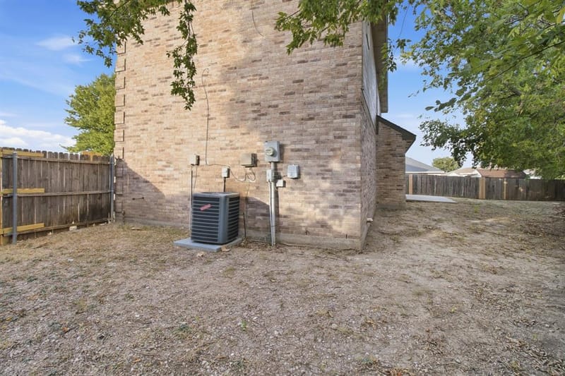 1512 Yellowbird Court, DeSoto TX 75115 - Photo 32