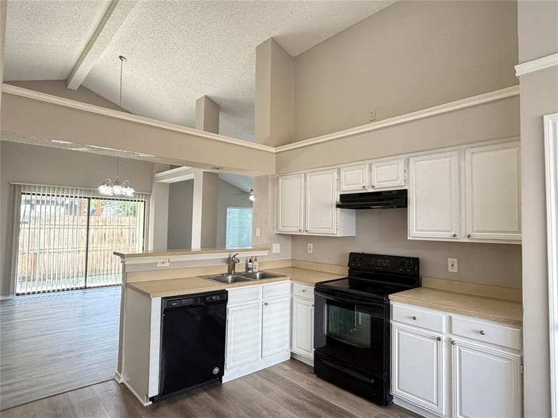 6008 Glenwood Drive, Arlington TX 76017 - Photo 11