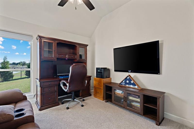 104 Carls Court, Boyd TX 76023 - Photo 9