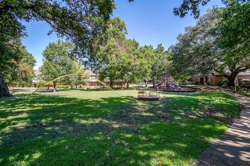 356 Westview Terrace, Arlington TX 76013 - Photo 38