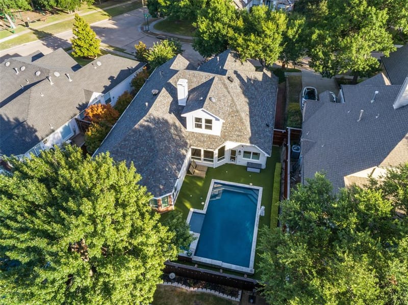 2804 Whitetail Court, McKinney TX 75072 - Photo 2