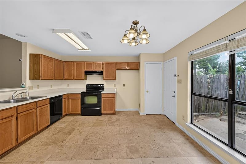 724 Lemons Street, Cedar Hill TX 75104 - Photo 13