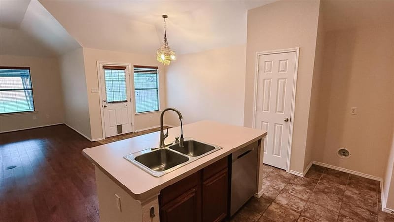 4308 Summer Star Lane, Fort Worth TX 76244 - Photo 4