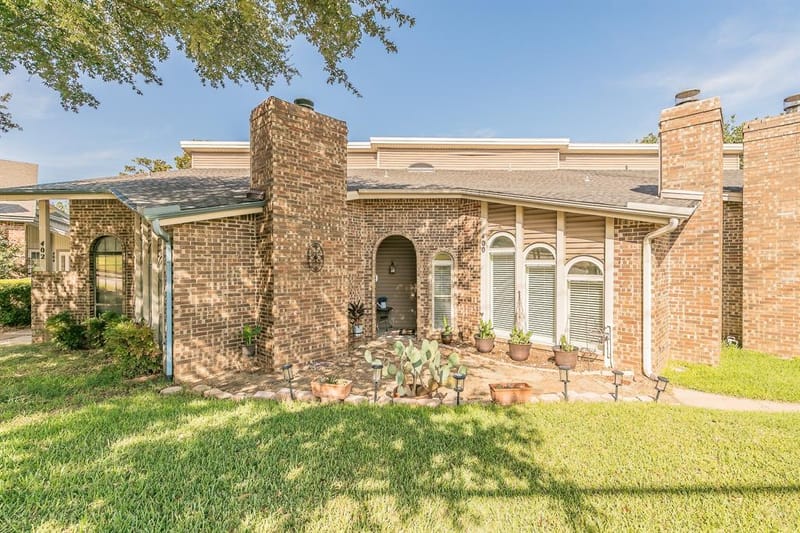 400 S Fielder Road, Arlington TX 76013