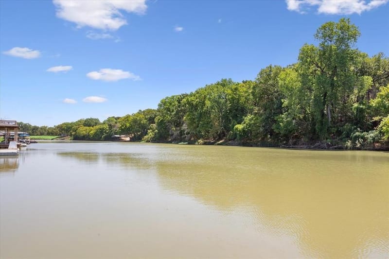 172 Brazos Point Drive, Waco TX 76705 - Photo 32
