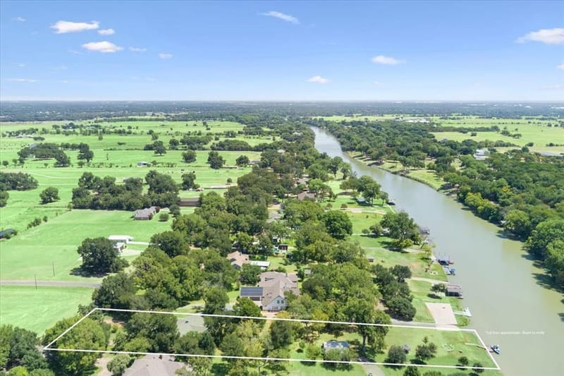 172 Brazos Point Drive, Waco TX 76705 - Photo 38