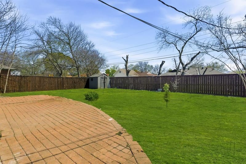 10060 San Lorenzo Drive, Dallas TX 75228 - Photo 26