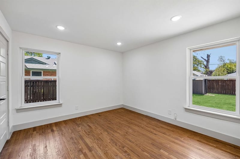 10060 San Lorenzo Drive, Dallas TX 75228 - Photo 24