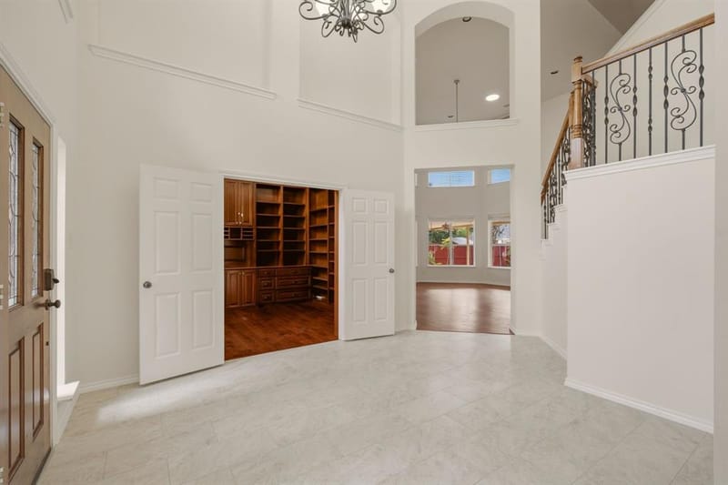 2404 Frosted Green Lane, Plano TX 75025 - Photo 11