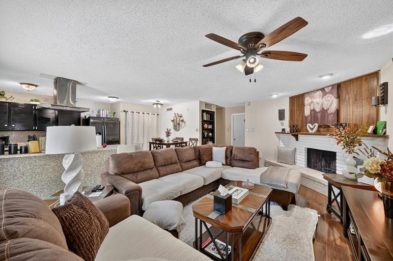 7131 Nutmeg Lane, Dallas TX 75249 - Photo 7