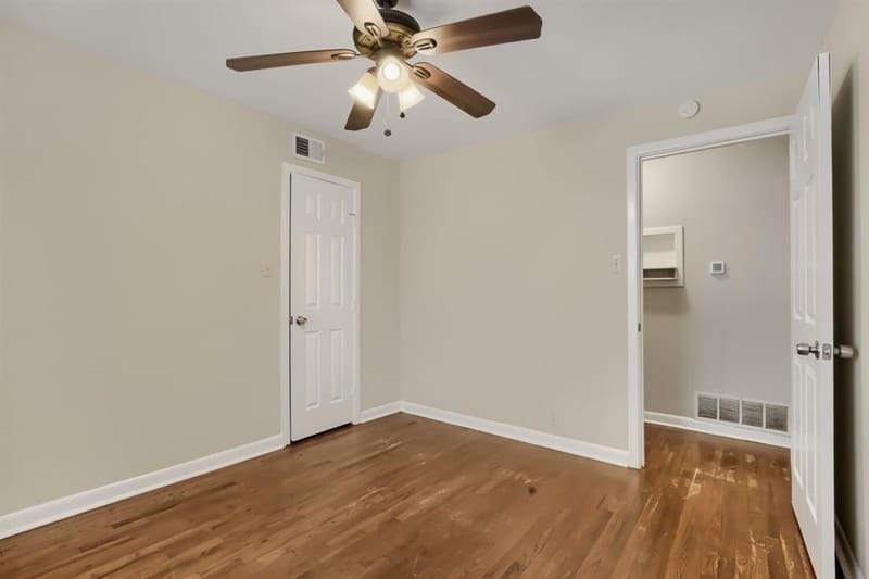1811 W College Street, Sherman TX 75092 - Photo 16