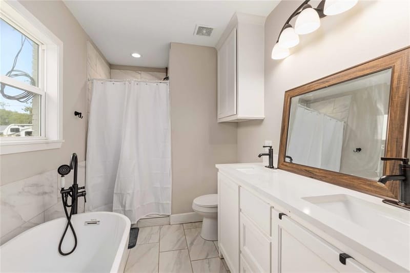2006 11th Street, Brownwood TX 76801 - Photo 20
