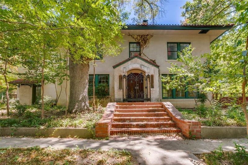 514 S Ravinia Drive, Dallas TX 75211