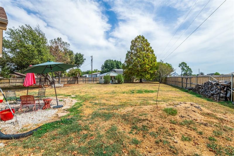 719 S Houston Street, Edgewood TX 75117 - Photo 30