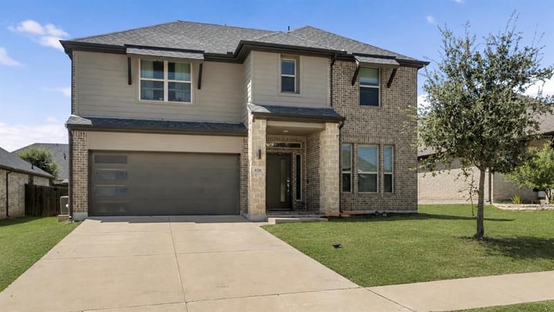 628 Hidden Cove Drive, Princeton TX 75407 - Photo 2