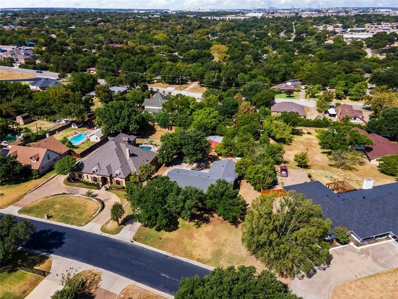 909 Robertson Road, Grand Prairie TX 75050 - Photo 36