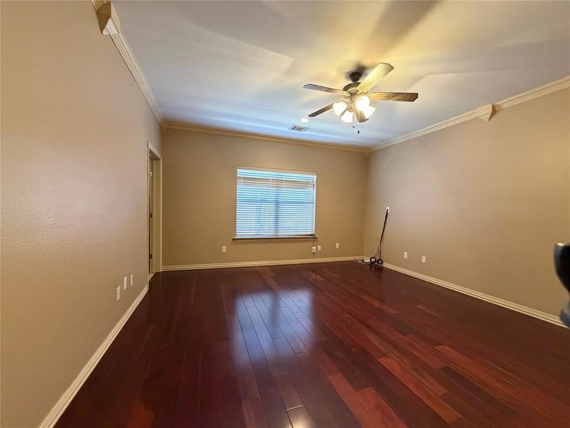 5107 Chesterfield Place, Arlington TX 76017 - Photo 5