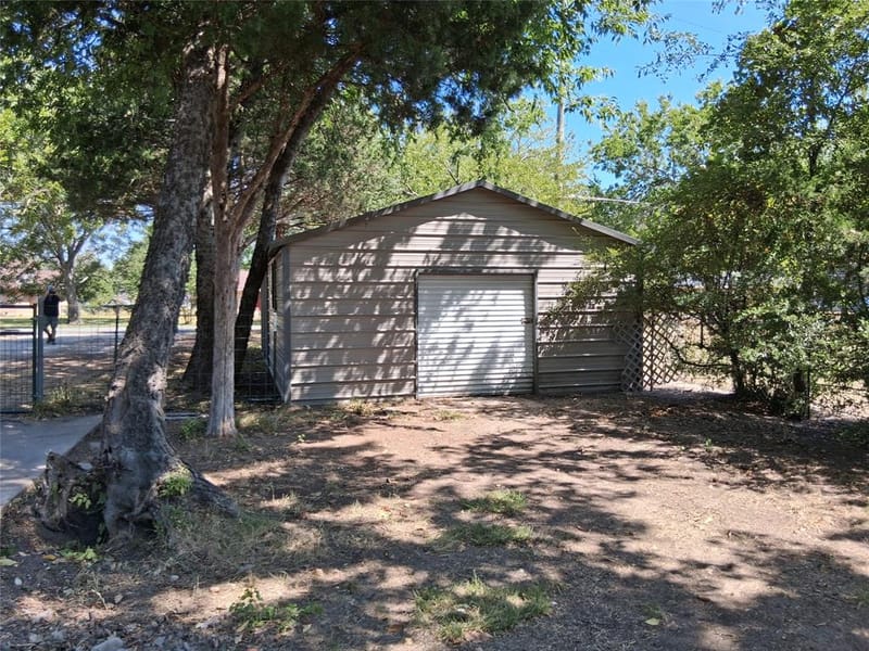 2619 Charity Road, Commerce TX 75428 - Photo 7