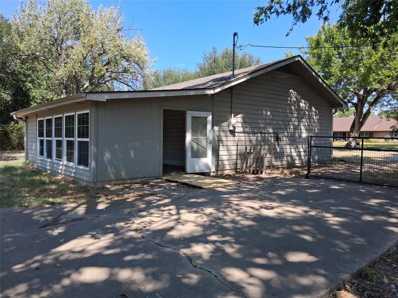 2619 Charity Road, Commerce TX 75428 - Photo 11