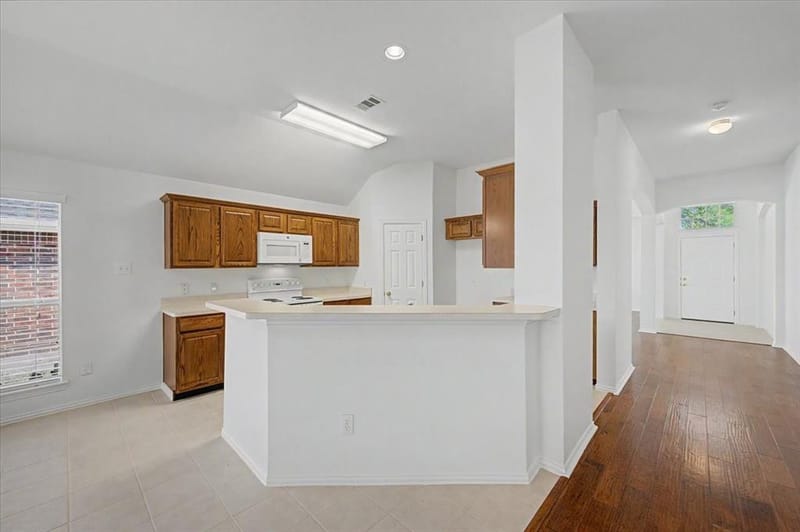 633 Darlington Trail, Fort Worth TX 76131 - Photo 7