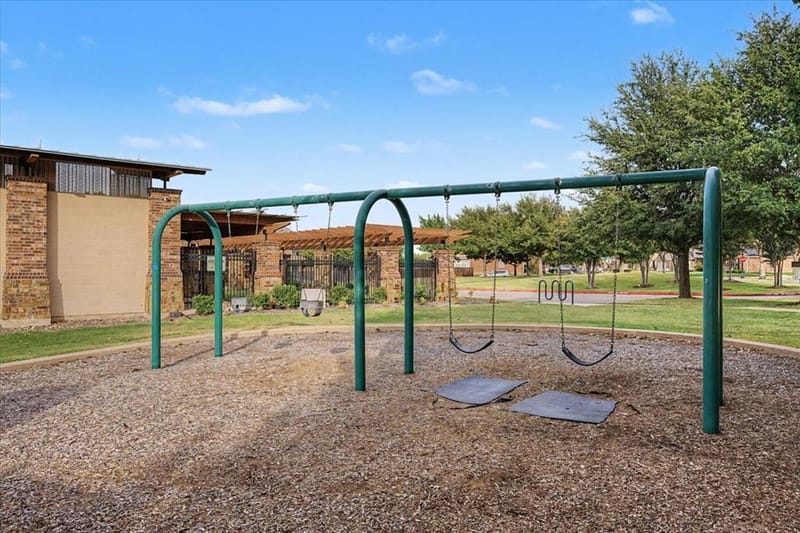 633 Darlington Trail, Fort Worth TX 76131 - Photo 31